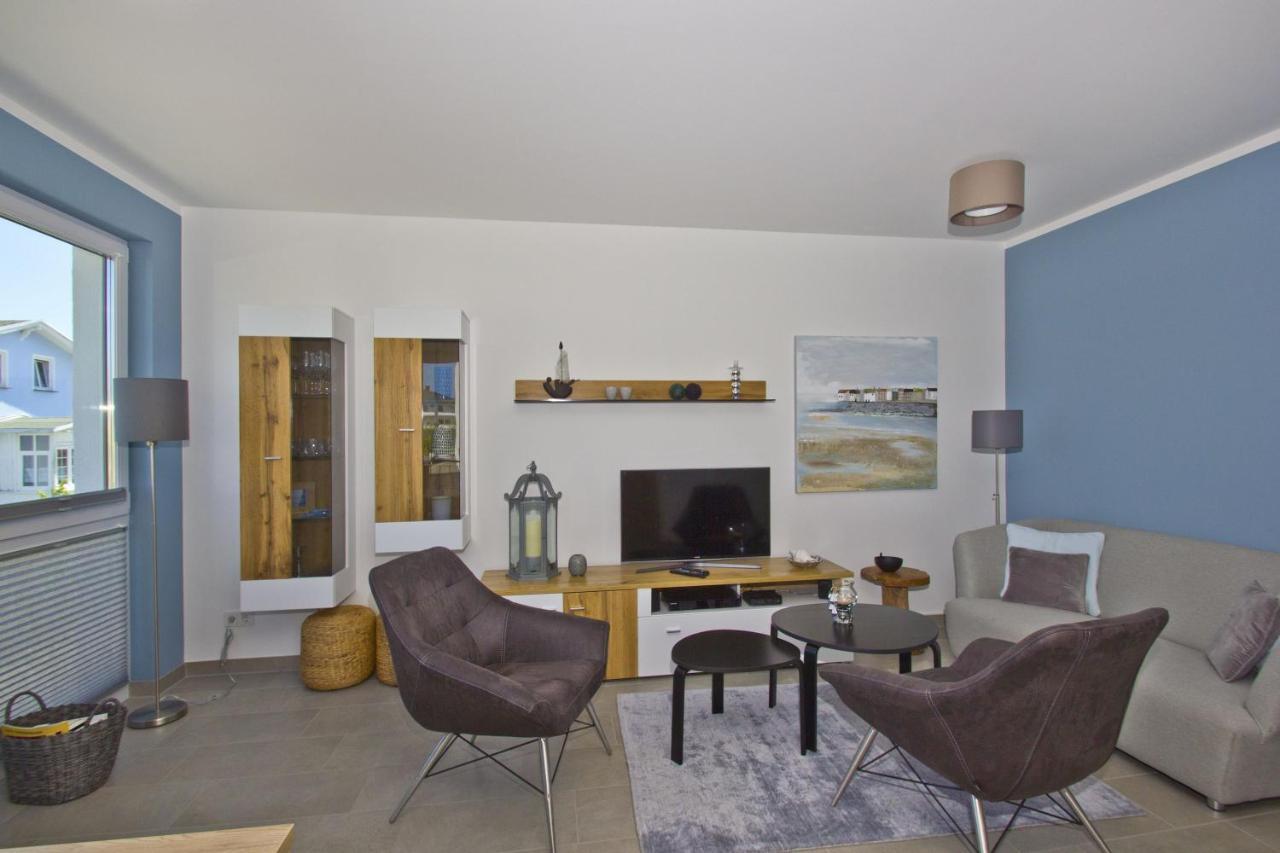 Zentrale Fewo Mit Balkon, Gratis Nutzung Vom Ahoi Erlebnisbad Und Sauna In Sellin - Villa Anni Fewo 05 Goehren (Ruegen) Exterior foto