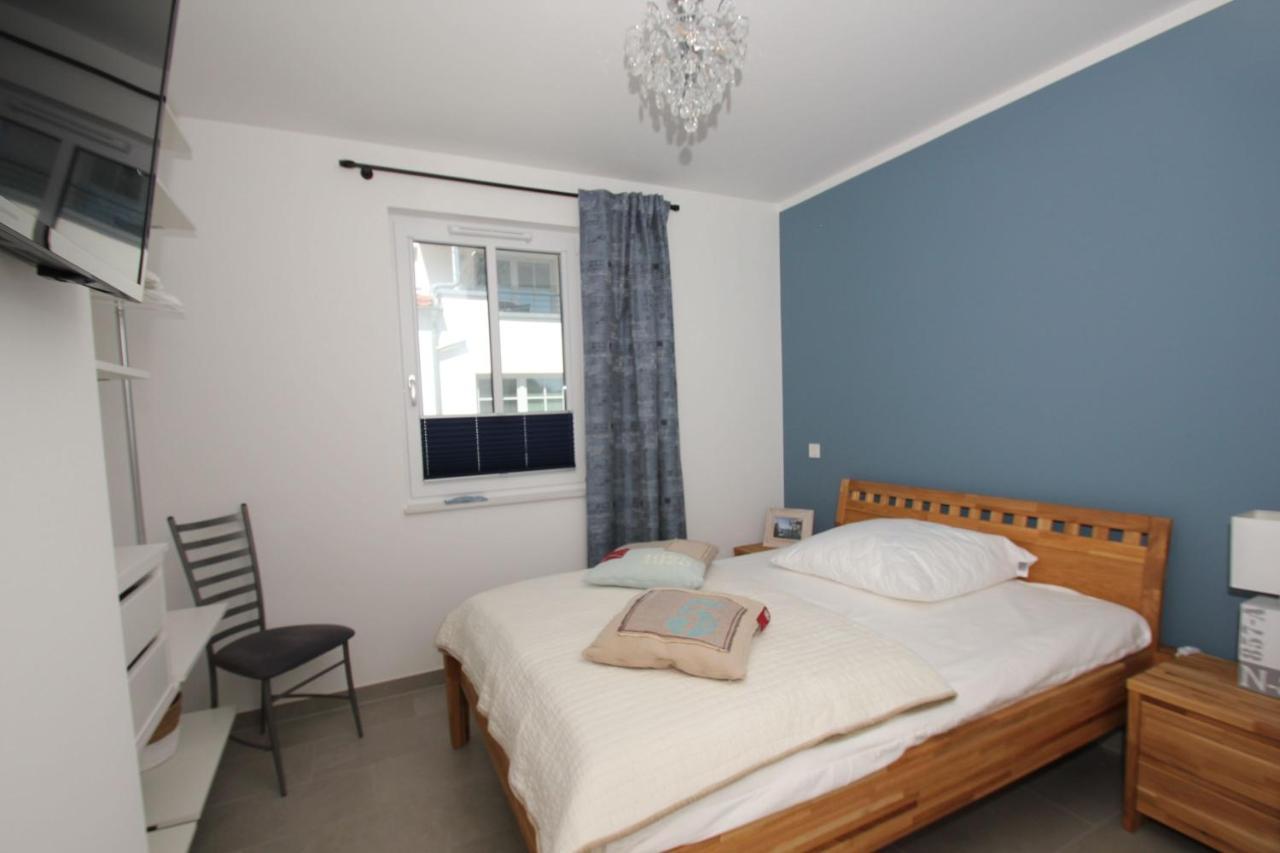 Zentrale Fewo Mit Balkon, Gratis Nutzung Vom Ahoi Erlebnisbad Und Sauna In Sellin - Villa Anni Fewo 05 Goehren (Ruegen) Exterior foto